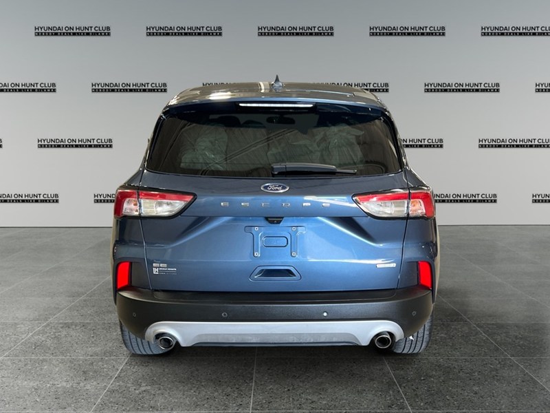 2020 Ford Escape SE FWD