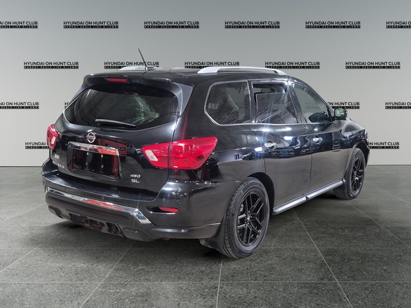 2017 Nissan Pathfinder 4WD 4dr Platinum