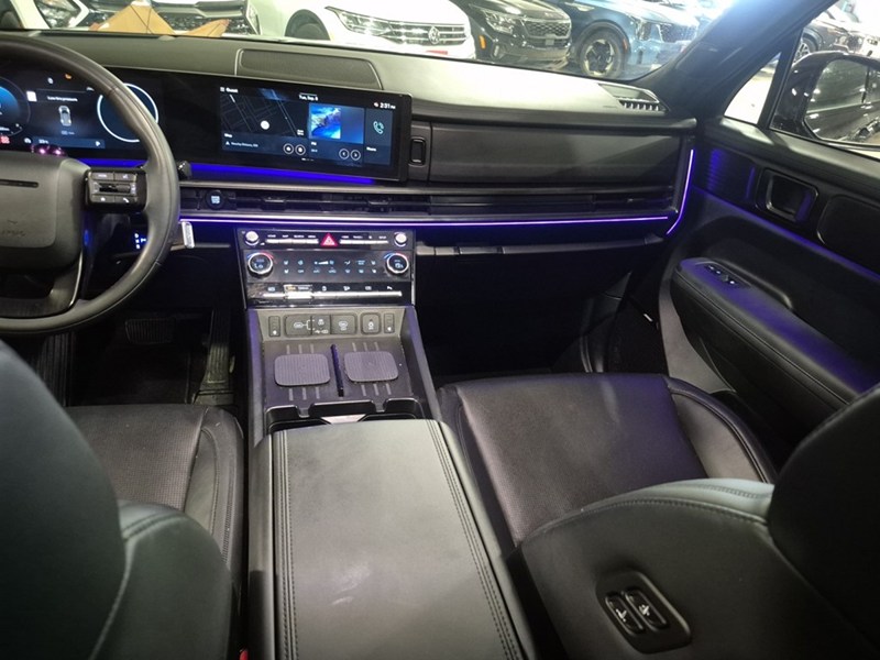 2025 Hyundai Santa Fe Ultimate Calligraphy AWD