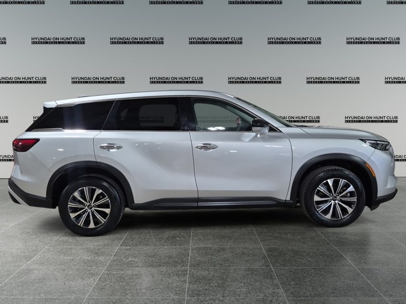 2023 INFINITI QX60 PURE AWD