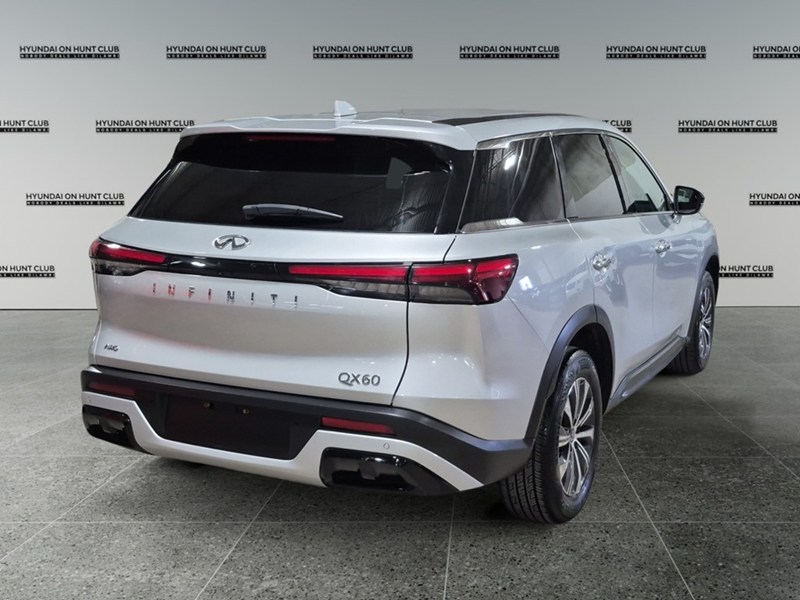 2023 INFINITI QX60 PURE AWD