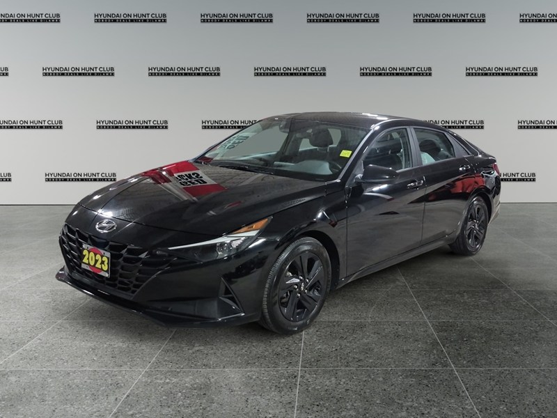 2023 Hyundai Elantra Preferred IVT
