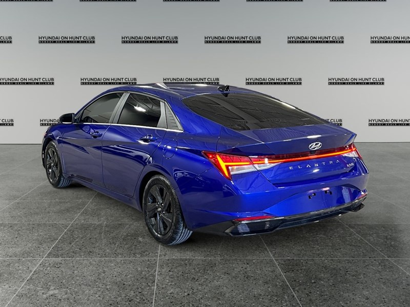 2022 Hyundai Elantra HEV Ultimate DCT