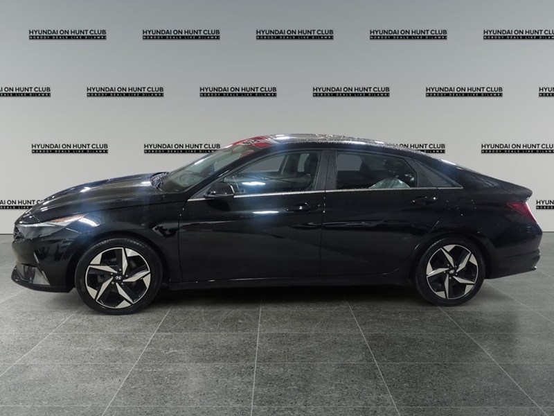 2023 Hyundai Elantra HEV Luxury DCT
