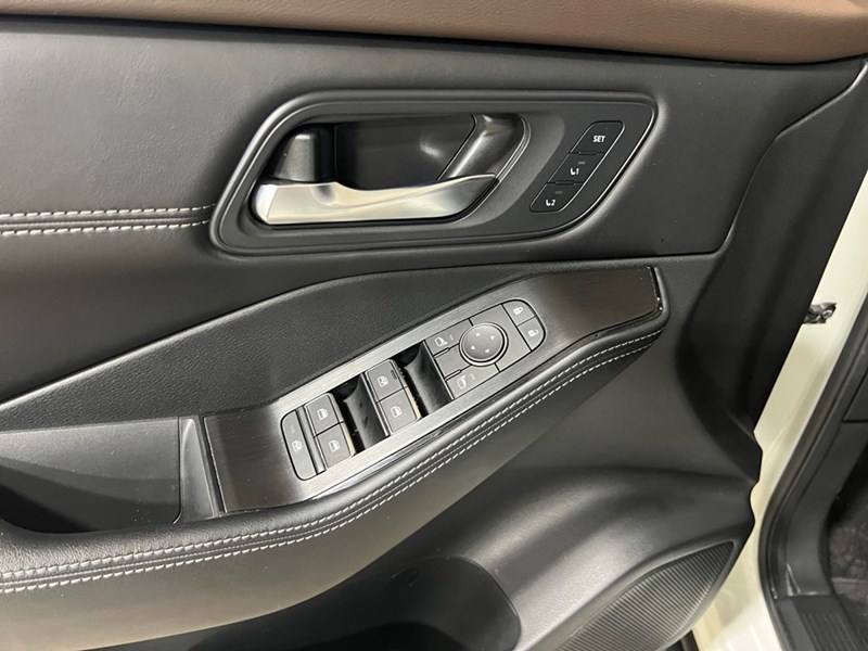 2023 Nissan Rogue AWD SL