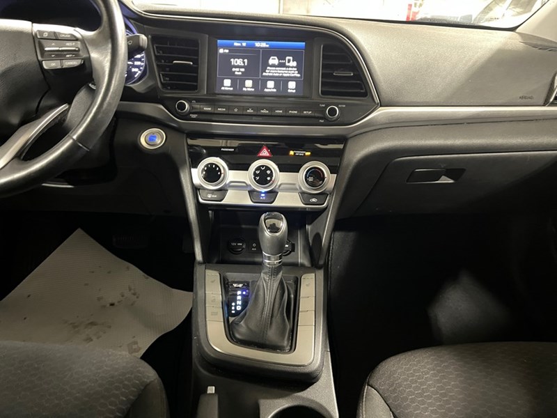 2020 Hyundai Elantra Preferred w/Sun & Safety Package IVT