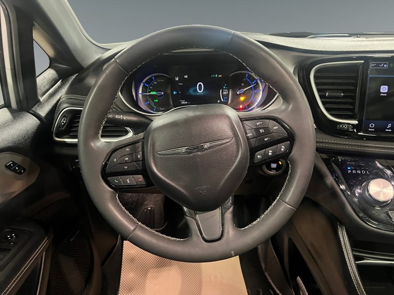 2022 Chrysler Pacifica Hybrid Limited 2WD