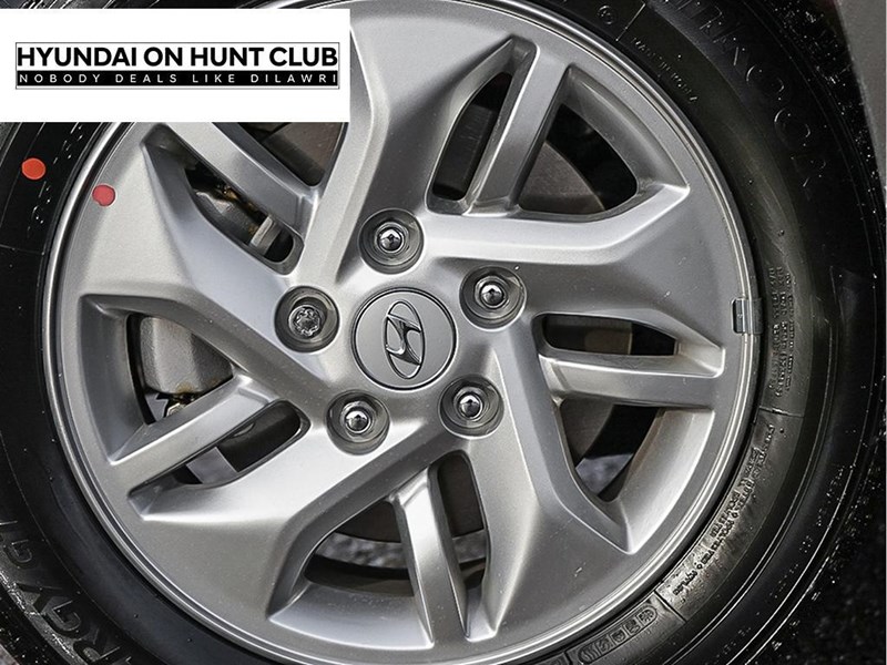 2026 Hyundai Venue Preferred IVT w/Two-Tone