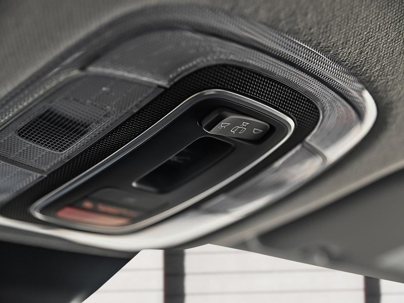 2026 Hyundai Elantra Luxury IVT