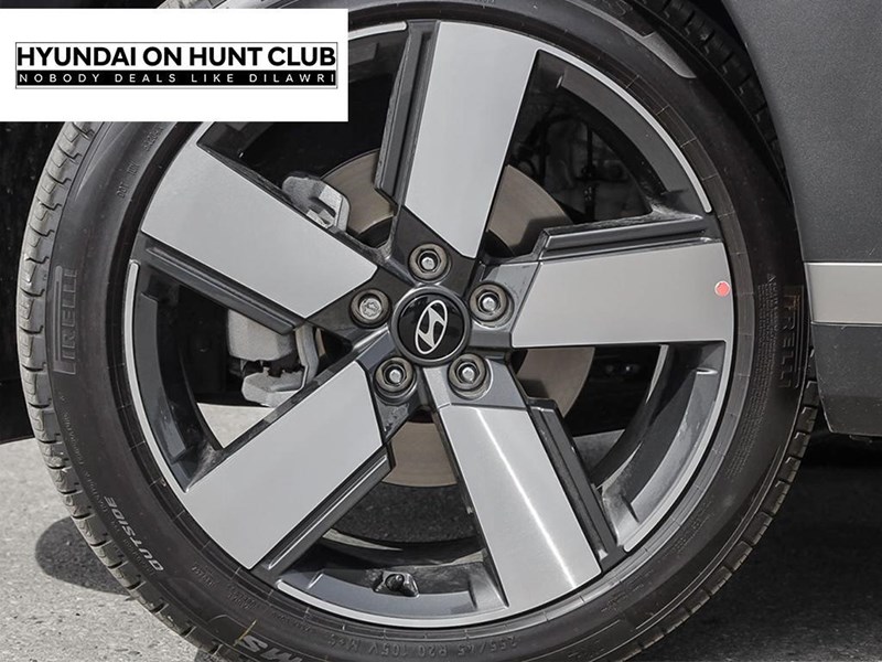 2025 Hyundai Santa Fe Luxury AWD