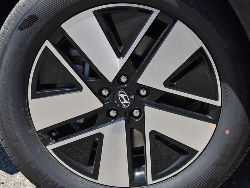 2026 Hyundai IONIQ 9 Preferred AWD w/Luxury Pkg