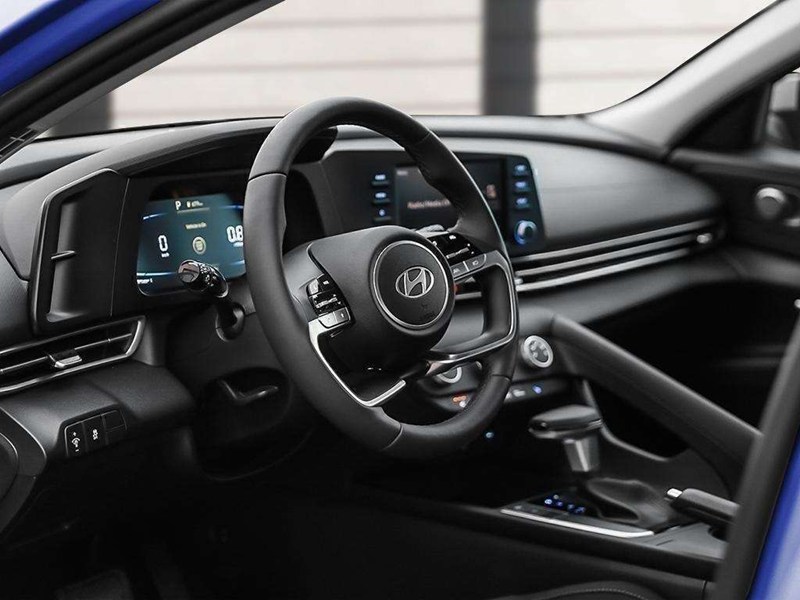 2026 Hyundai Elantra Preferred IVT
