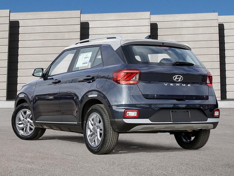 2026 Hyundai Venue Preferred IVT w/Two-Tone