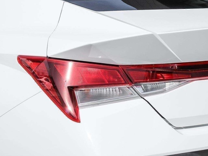 2025 Hyundai Elantra Preferred IVT w/Tech Pkg