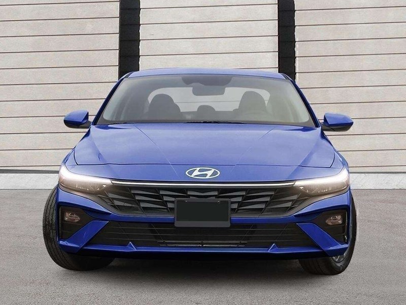 2025 Hyundai Elantra Preferred IVT w/Tech Pkg