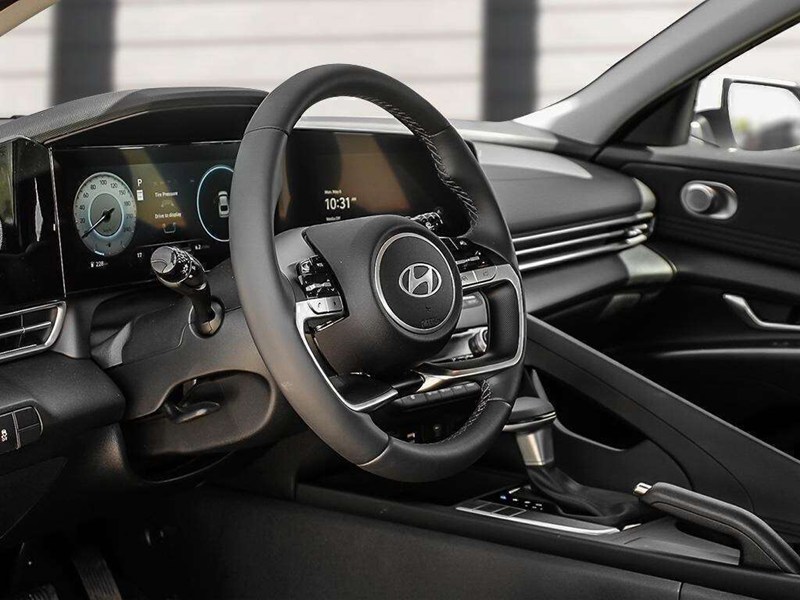 2025 Hyundai Elantra Preferred IVT w/Tech Pkg