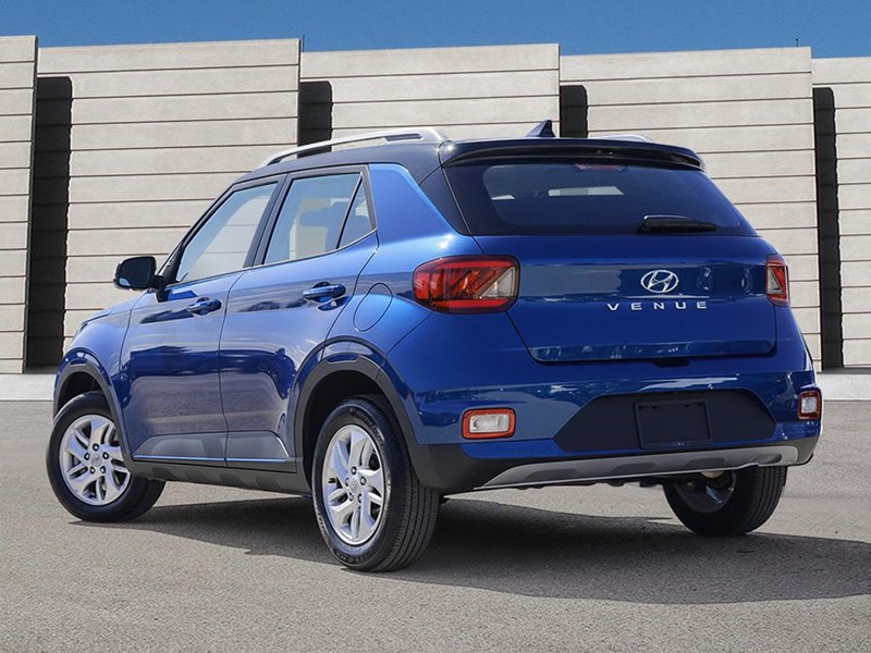 2026 Hyundai Venue Preferred IVT w/Two-Tone