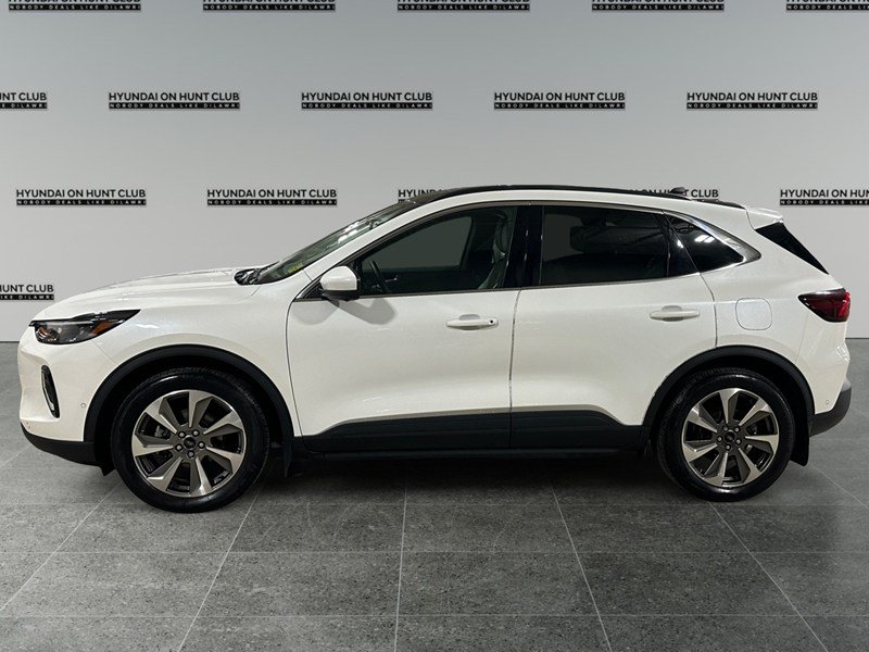 2023 Ford Escape Platinum AWD