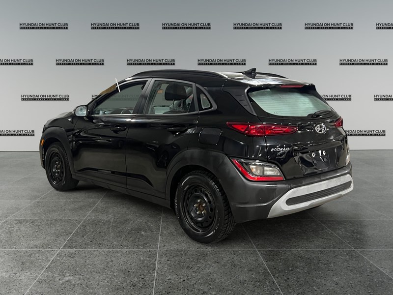 2022 Hyundai Kona 2.0L Essential FWD