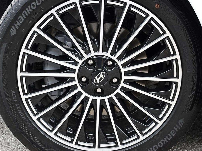 2026 Hyundai IONIQ 9 Preferred + AWD w/Ultimate Calligraphy Pkg