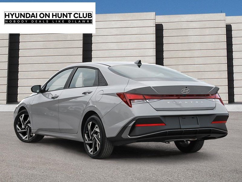 2026 Hyundai Elantra Preferred IVT w/Tech Pkg