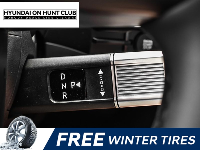 2025 Hyundai Santa Fe Ultimate Calligraphy AWD