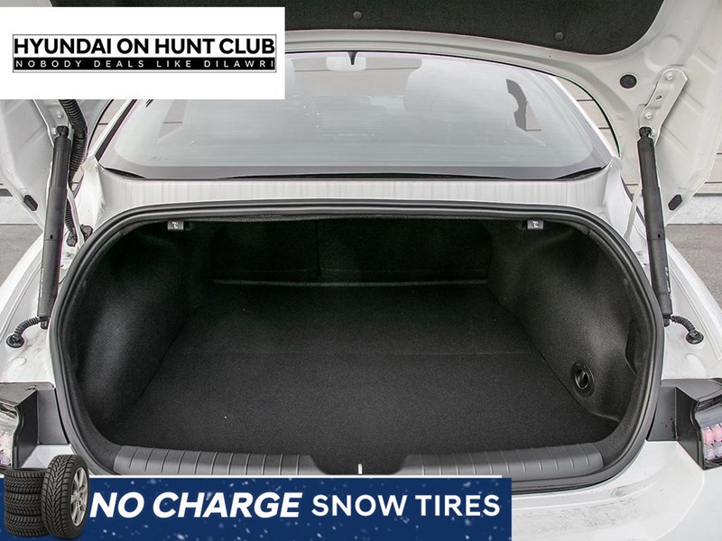 2025 Hyundai IONIQ 6 Preferred AWD Long Range w/Ultimate Pkg