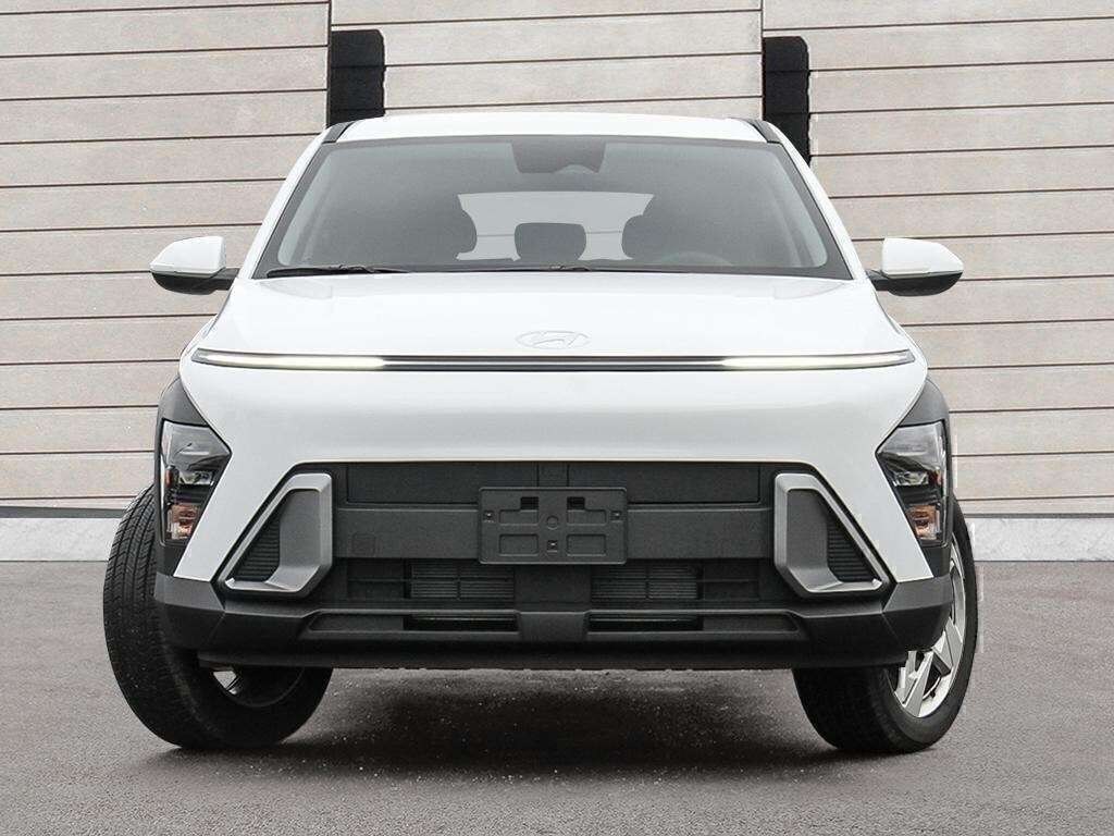 Atlas White 2026 Hyundai Kona SUV / Crossover  Automatic