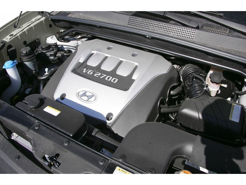 Какой двигатель стоит на туксоне. G4gc 2. 0 бензин. 0 бензин. Двигатель хендай туксон 2.