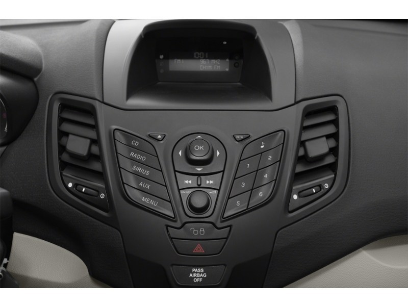 2011 Ford Fiesta 4dr Sdn SE Interior Shot 2