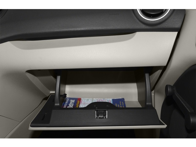 2011 Ford Fiesta 4dr Sdn SE Interior Shot 4