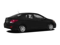 2012 Hyundai Accent 4dr Sdn Auto GL Exterior Shot 2