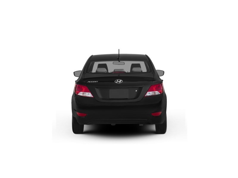 2012 Hyundai Accent 4dr Sdn Auto GL Exterior Shot 14