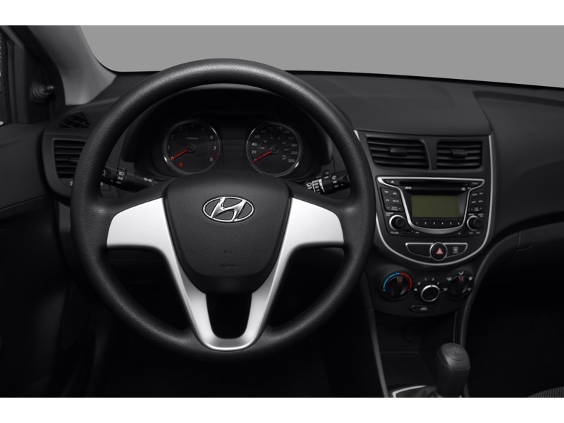 2012 Hyundai Accent 5dr HB Man GL Interior Shot 3