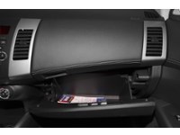 2012 Mitsubishi Outlander 4WD 4dr ES Interior Shot 3