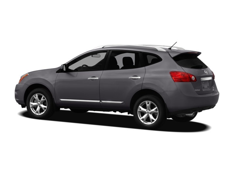 2012 Nissan Rogue FWD 4dr SV Exterior Shot 10