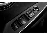 2013 Hyundai Elantra GT 5dr HB Auto SE Exterior Shot 11