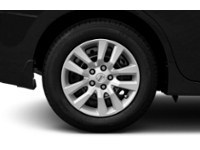 2015 Nissan Altima 4dr Sdn I4 CVT 2.5 Exterior Shot 5