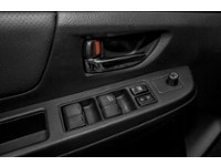 2015 Subaru XV Crosstrek 5dr CVT 2.0i w/Limited Pkg Exterior Shot 11