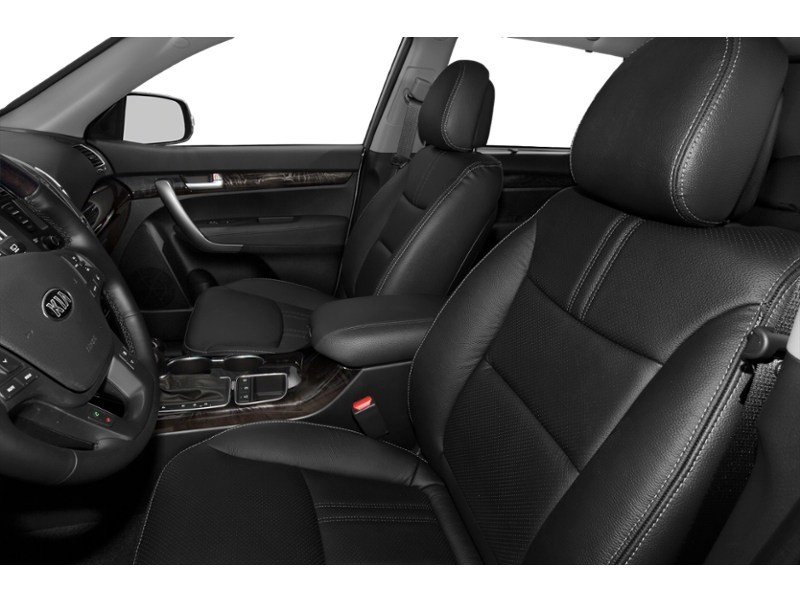 2015 Kia Sorento AWD 4dr I4 GDI Auto LX Interior Shot 5