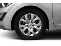 2015 Hyundai Elantra 4dr Sdn Auto GL Exterior Shot 5