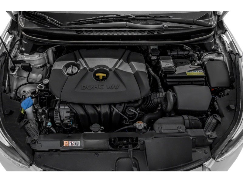 2015 Hyundai Elantra 4dr Sdn Auto GL Exterior Shot 3