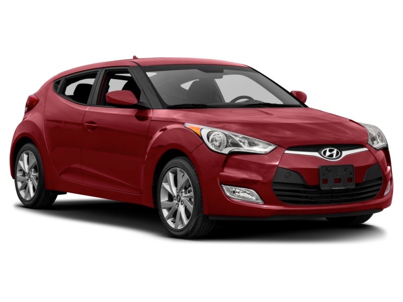 2016 Hyundai Veloster 3dr Cpe Auto Tech Exterior Shot 9