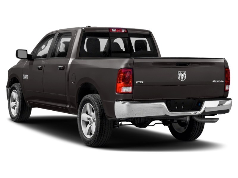 2017 RAM 1500 4WD Crew Cab 140.5" Big Horn Exterior Shot 10