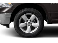 2017 RAM 1500 4WD Crew Cab 140.5" Big Horn Exterior Shot 5