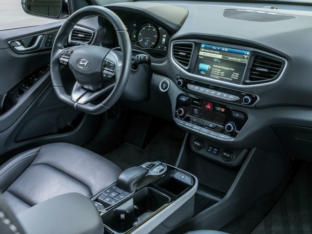 Ottawa S New 2017 Hyundai Ioniq Ev Vehicle Model Overview 2017 Hyundai Ioniq Ev