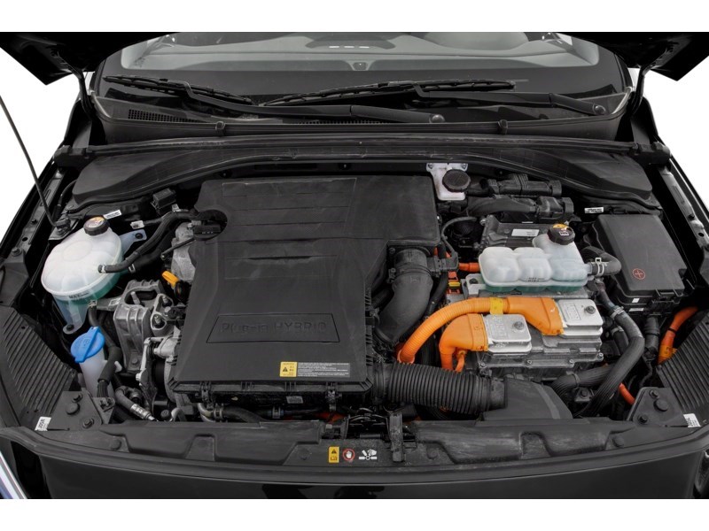 2018 Hyundai Ioniq Plug-In Hybrid SE Hatchback Exterior Shot 3