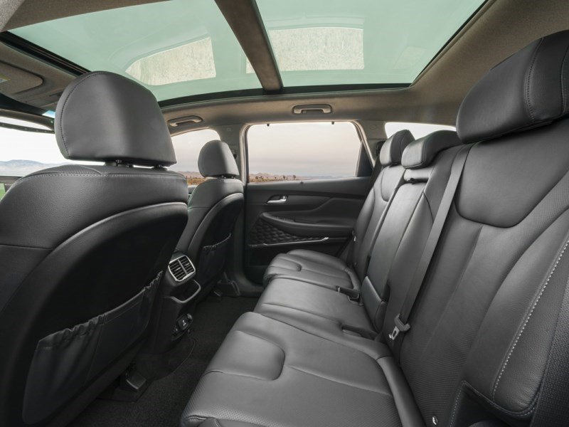 2020 Hyundai Santa Fe Essential 2.4 OEM Shot 6