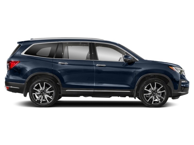 2022 Honda Pilot Touring 7-Passenger AWD Exterior Shot 10