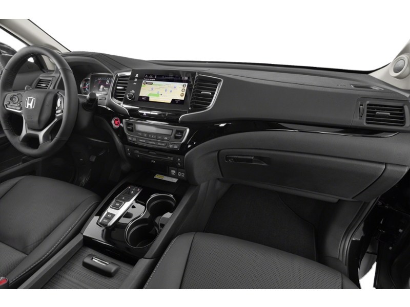 2022 Honda Pilot Touring 7-Passenger AWD Interior Shot 1